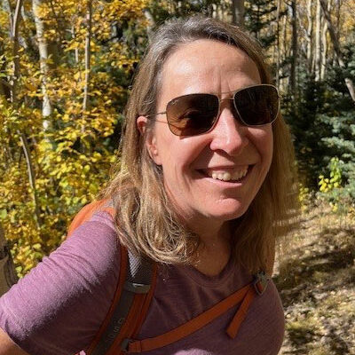 Julie-Wittenberger-candid-400